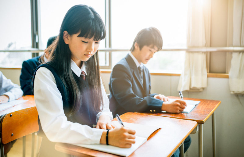 祝日および週末の授業について